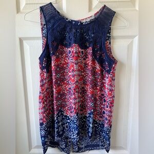 Sleeveless floral tank Woven details Women’s Small